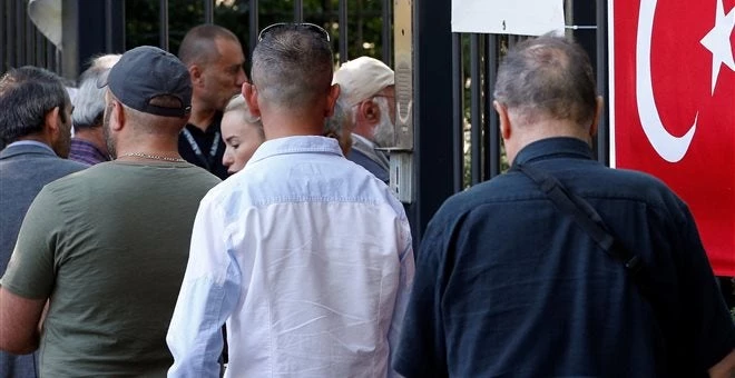 Προ των πυλών; Φόβοι για αφίξεις δεκάδων χιλιάδων Τούρκων στην Ελλάδα
